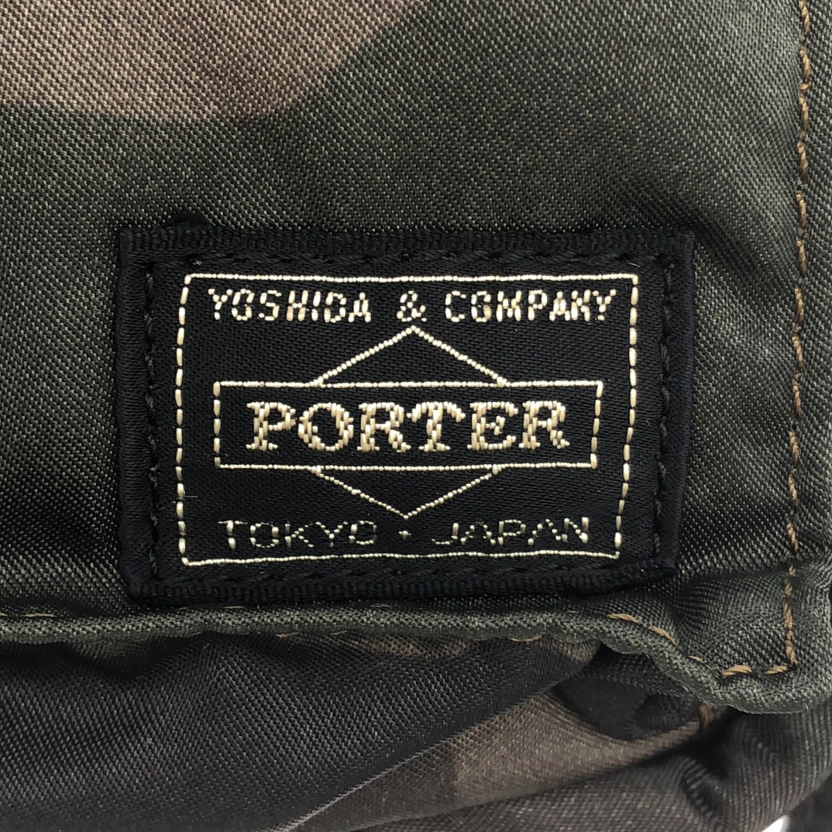 PORTER / 포터 | LIMITED EDITION / 30th ANNIVERSARY TANKER / 유조선 총 무늬 위장 위장 위장 숄더백 |