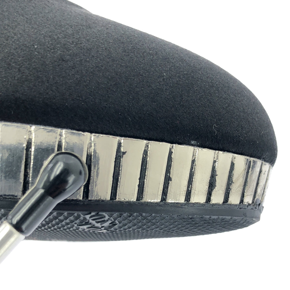 [狀況極佳] 香奈兒 | 踝帶厚底緞面高跟鞋 | 尺寸 36C | 黑色/銀色 | 女款