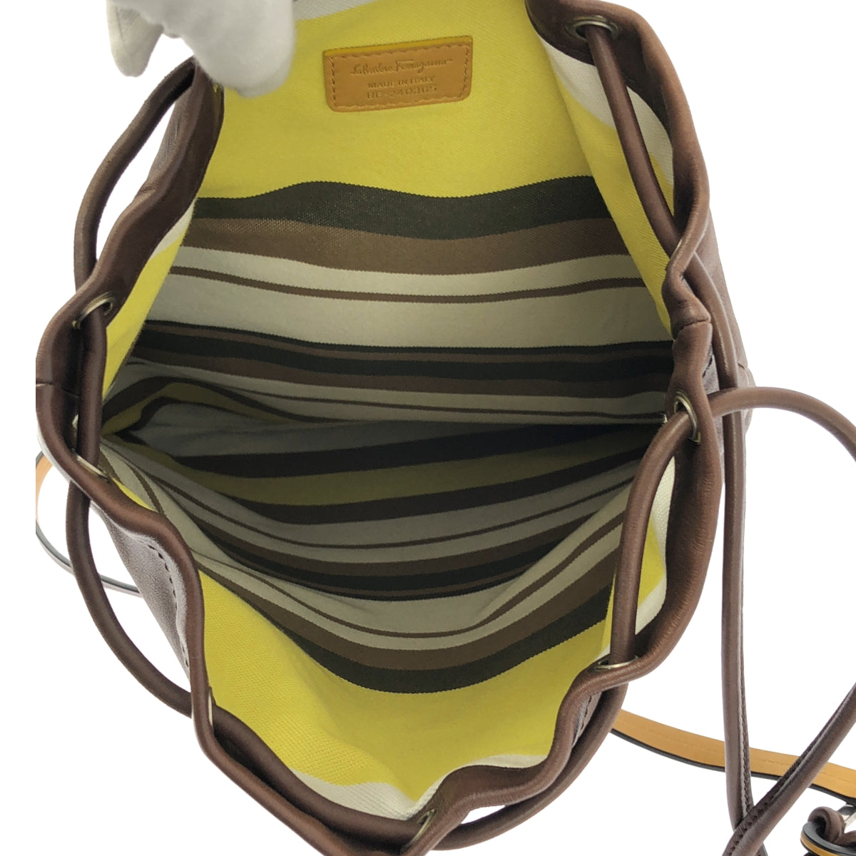 Salvatore Ferragamo | KENTUCKY 抽繩皮革肩背包 | 棕色 | 男款