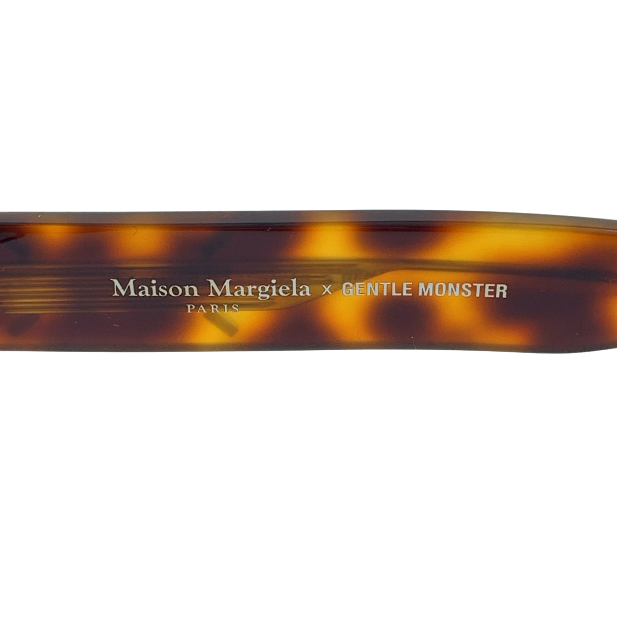 Maison Margiela / 메종 마르지엘라 | × 젠틀몬스터 MM005 오벌형 뿔테 선글라스 |