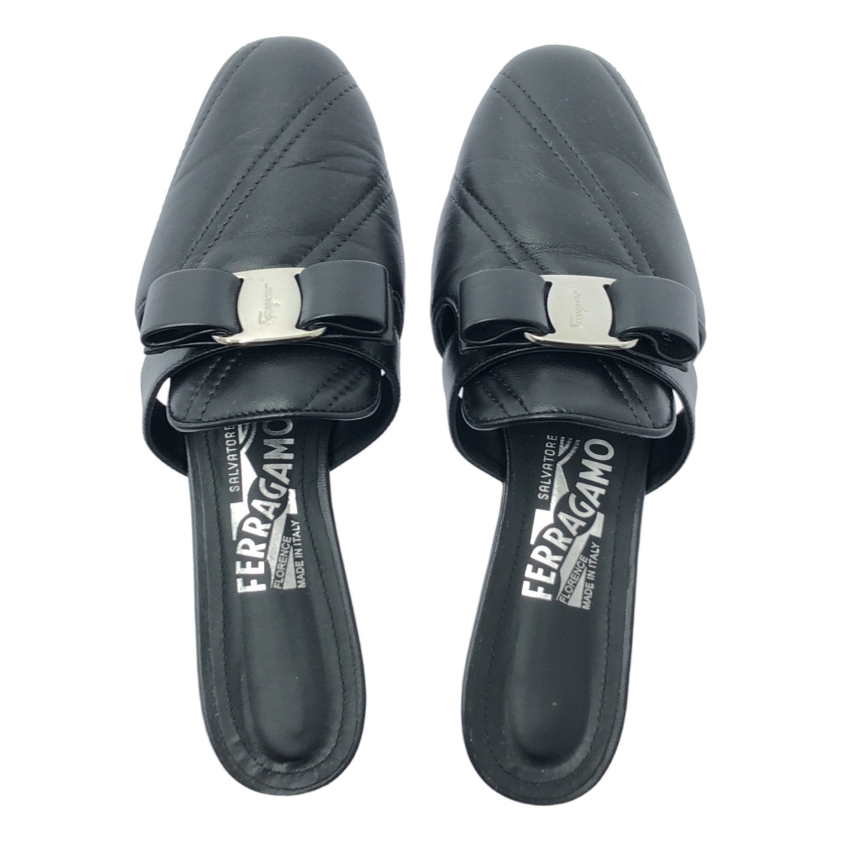 【미품】 FERRAGAMO / 페라가모 | BRIZA Q2 / 가죽 로고 플레이트 리본 샌들 | 4 1/2 | 블랙 | 여성