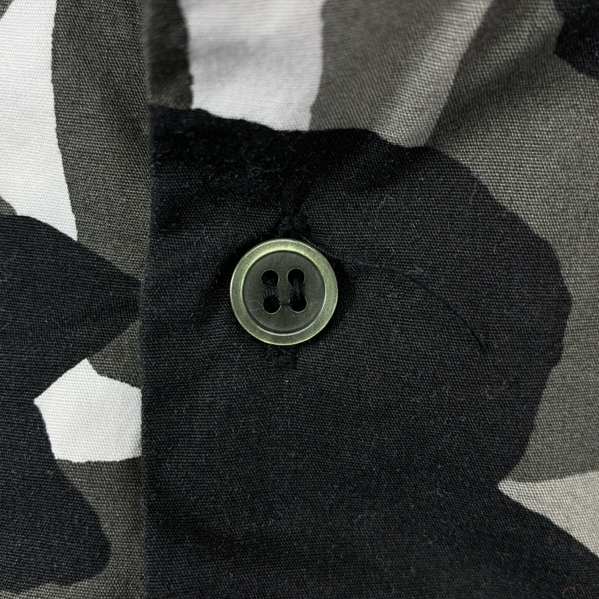 BLACK COMME des GARCONS / 블랙콤 데 걸슨 | 2018AW |