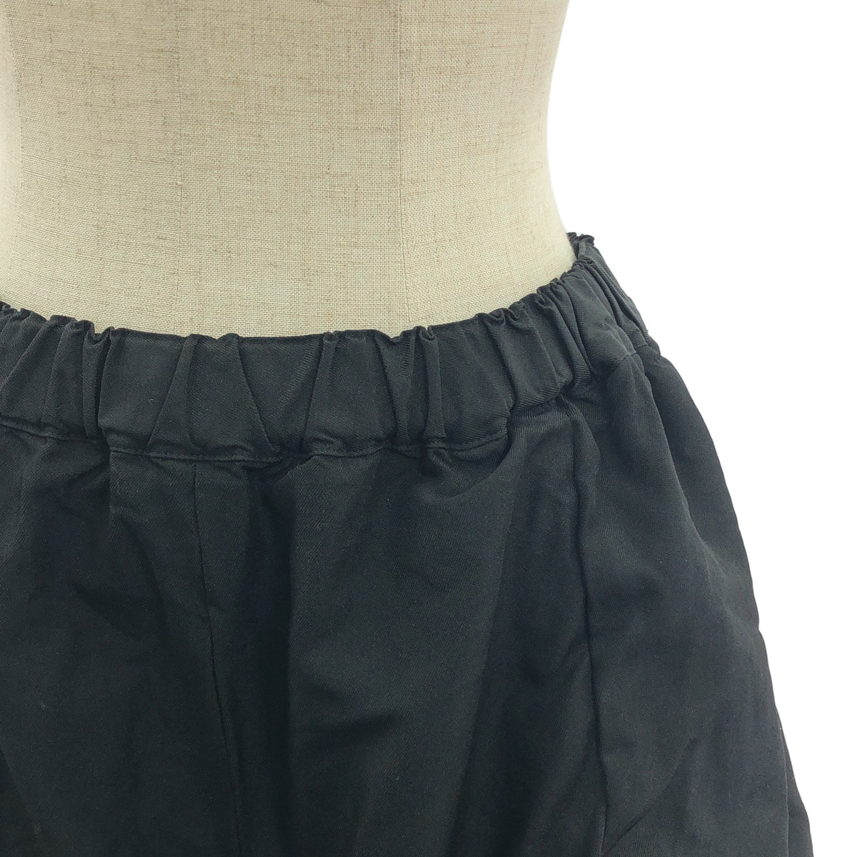 [狀況良好] COMME des GARCONS | 2021SS | 聚酯收縮抽繩超大寬褲 | S | 黑色 | 女款