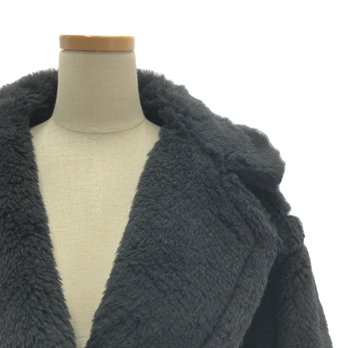 [狀況良好] Max Mara | Radice 泰迪熊機車短外套 | 尺寸 42 | 黑色 | 女款