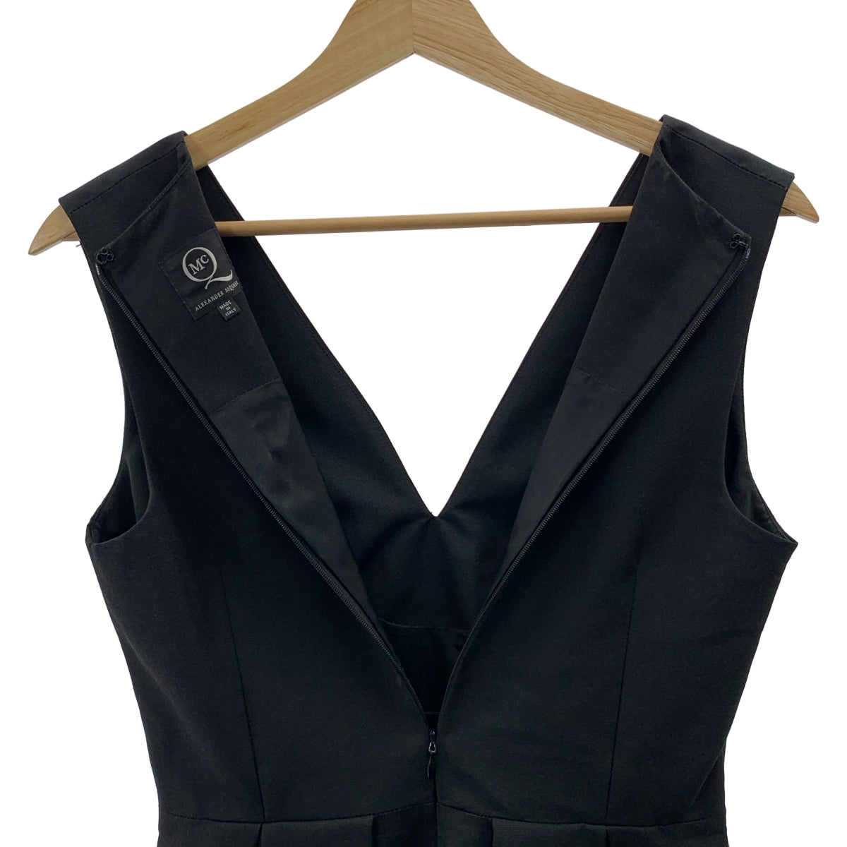 [狀況極佳] ALEXANDER MCQUEEN | V領迷你喇叭裙 | 38碼 | 黑色 | 女款