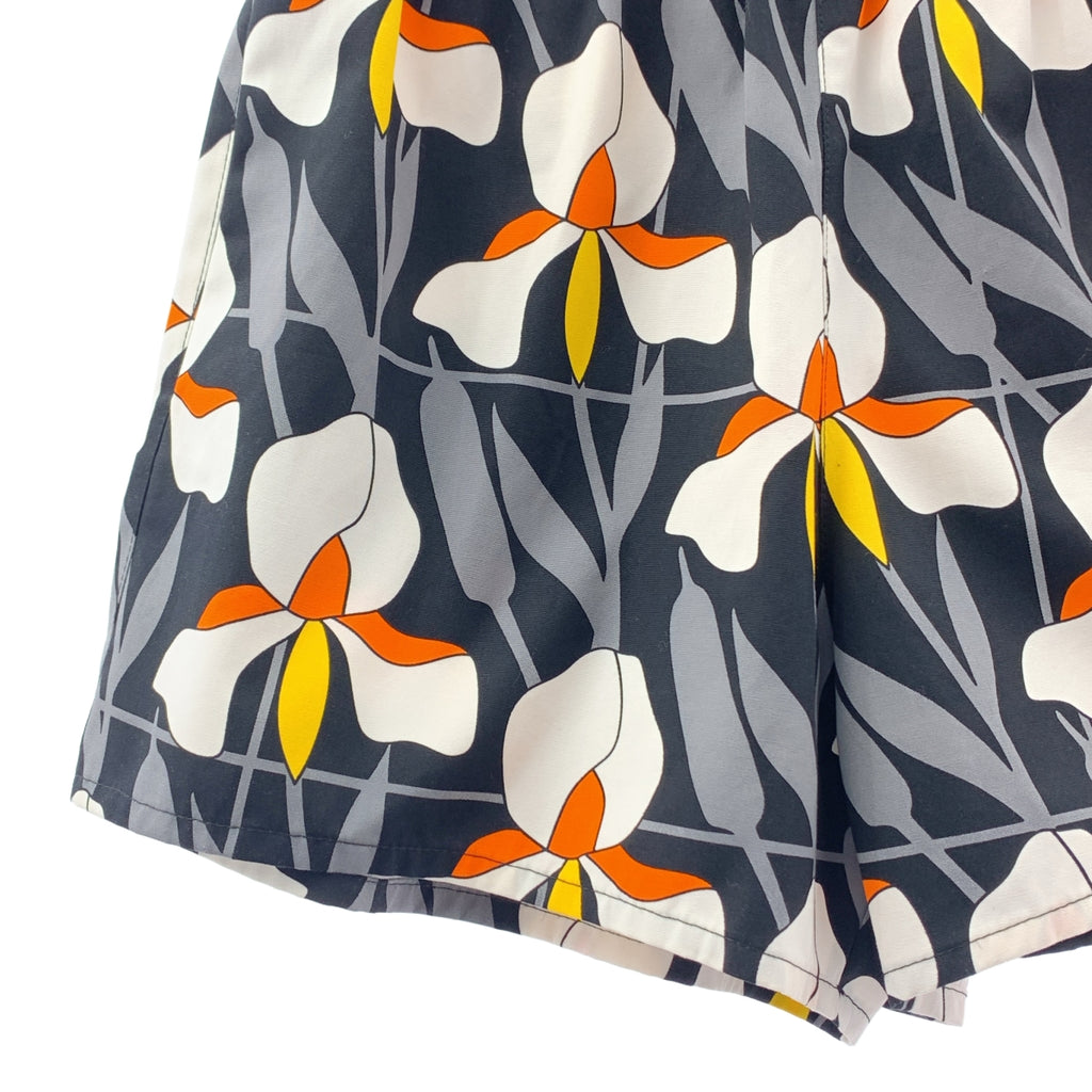 PRADA | 2020 春夏 | 棉質全印花抽繩鬆緊腰休閒短褲 | 38 碼 |