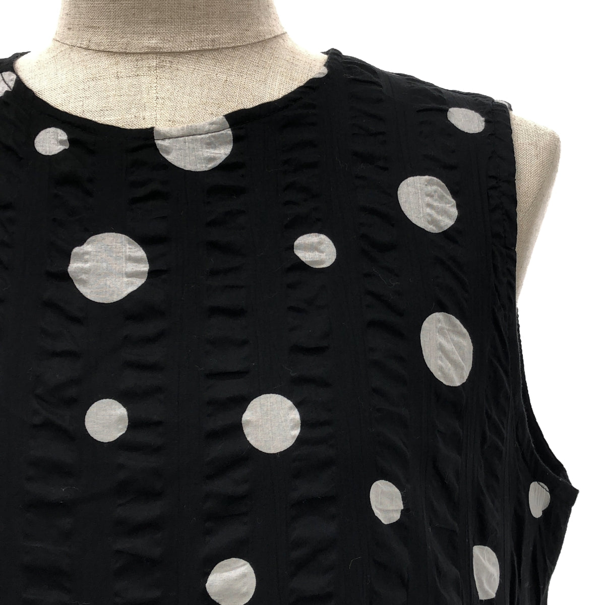 OBLI / Obli | Random dot sleeveless dress | 0 | Black | Women's