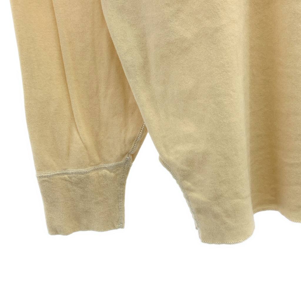 復古與現代兼具 | UNDER01 棉質圓領長袖上衣 |