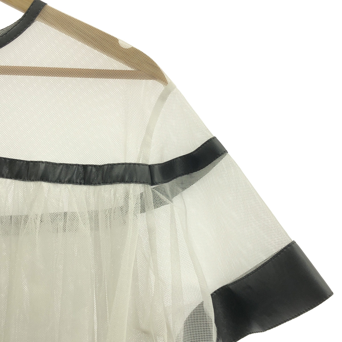 noir kei ninomiya / ノワールケイニノミヤ | チュール エコレザー ギャザー プルオーバー ブラウス | M | レディース