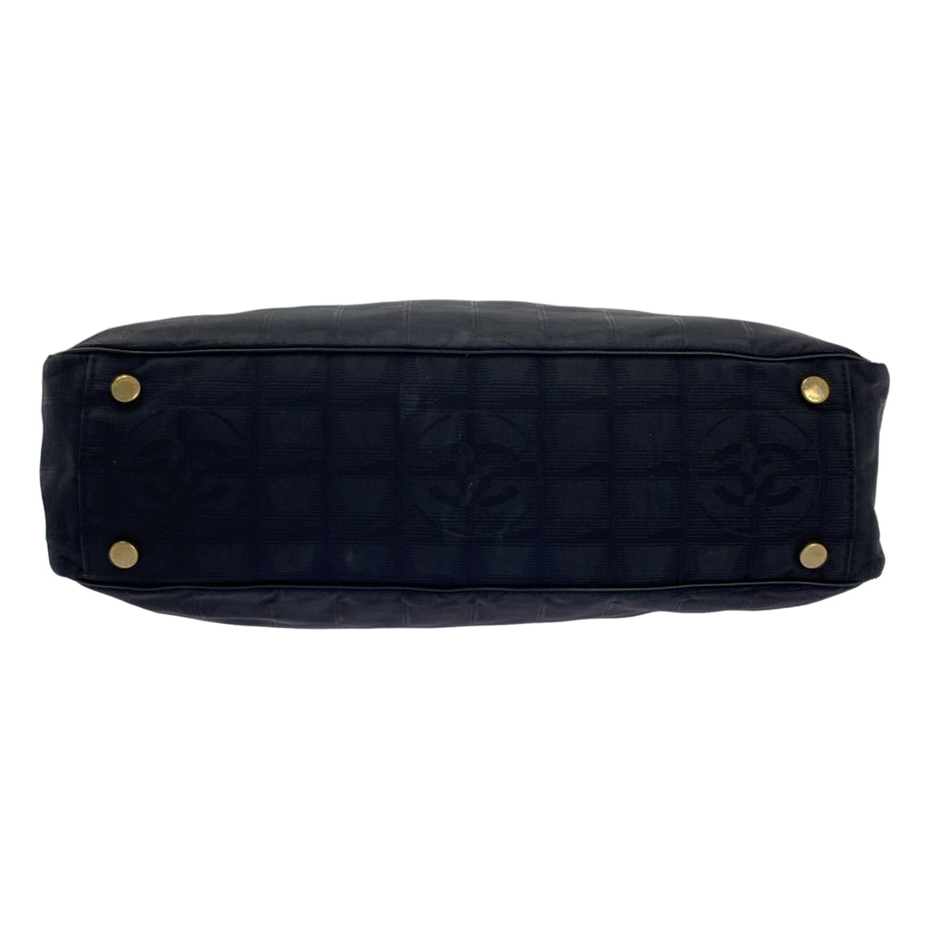 香奈兒 | A15828 新款旅遊系列尼龍提花迷你波士頓包 |