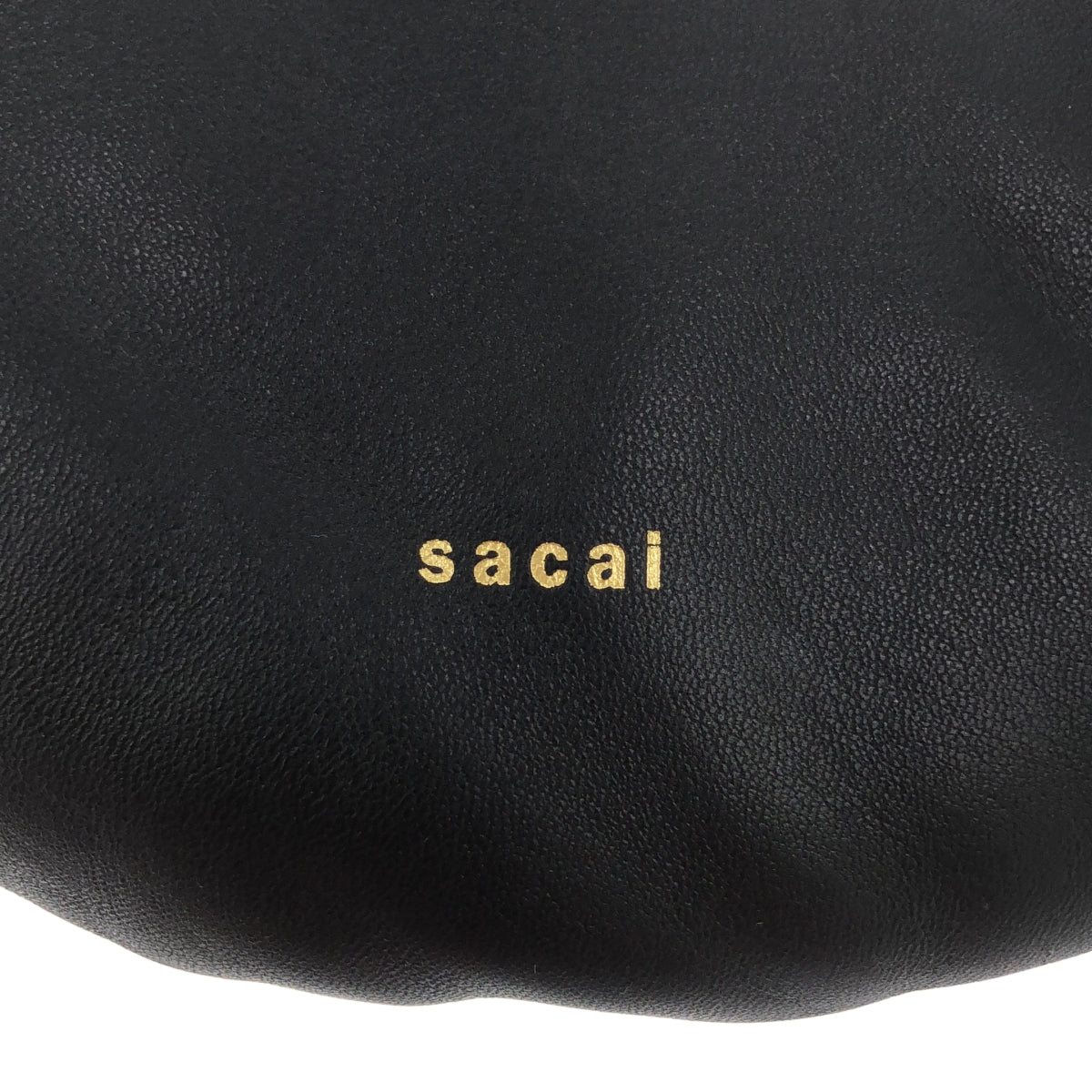 【미품】 sacai / 사카이 | 2023SS | Neck Pillow Bag / 로고 가죽 숄더백 | 블랙 | 여성