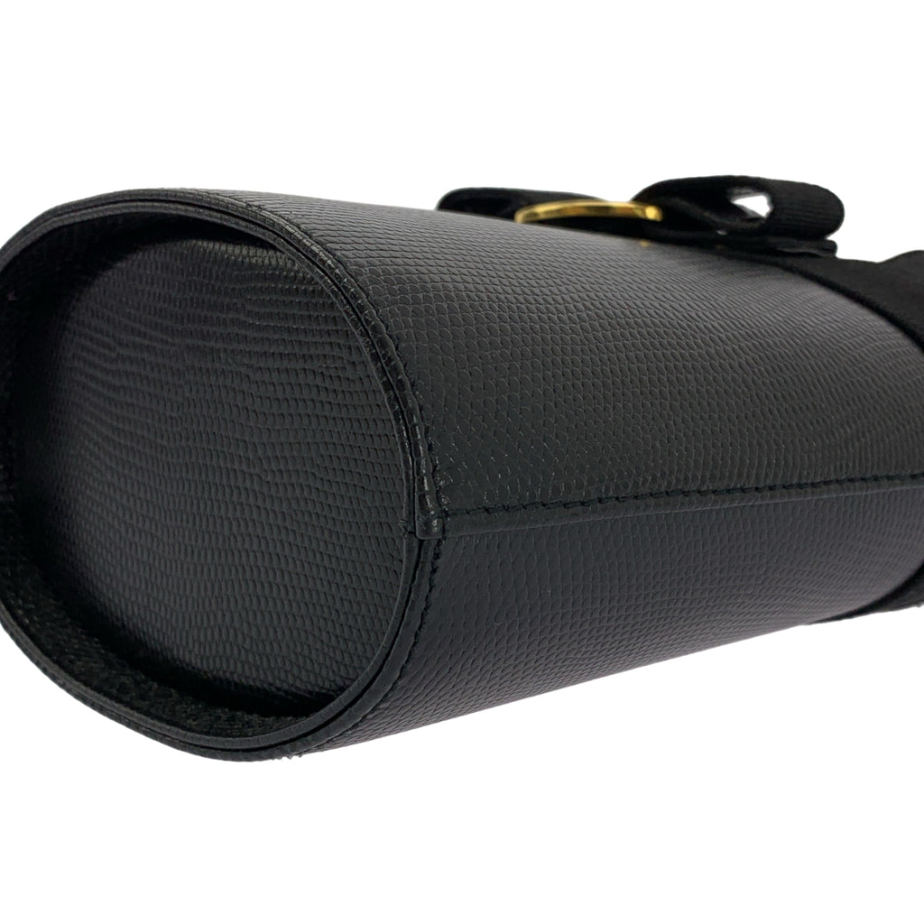 Salvatore Ferragamo | 皮革 Vara Ribbon 水桶包 / 全襯裡，飾有品牌標誌 |