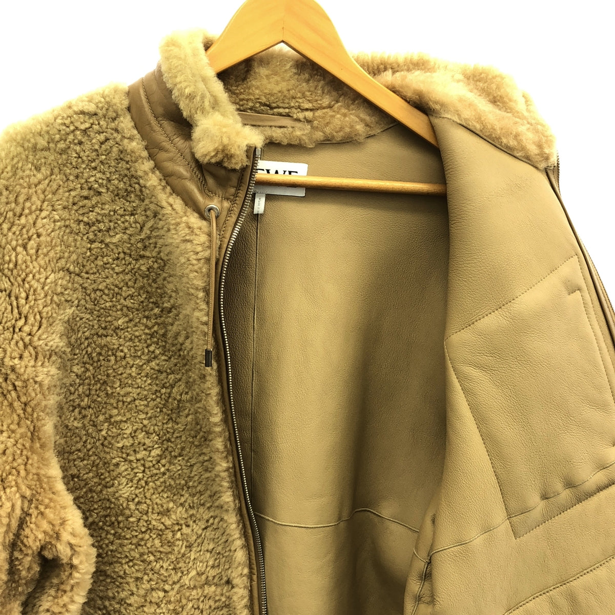 [品相良好] LOEWE | 2024AW | 羊毛木桐拉鍊外套 | 46 | 米色 | 男士