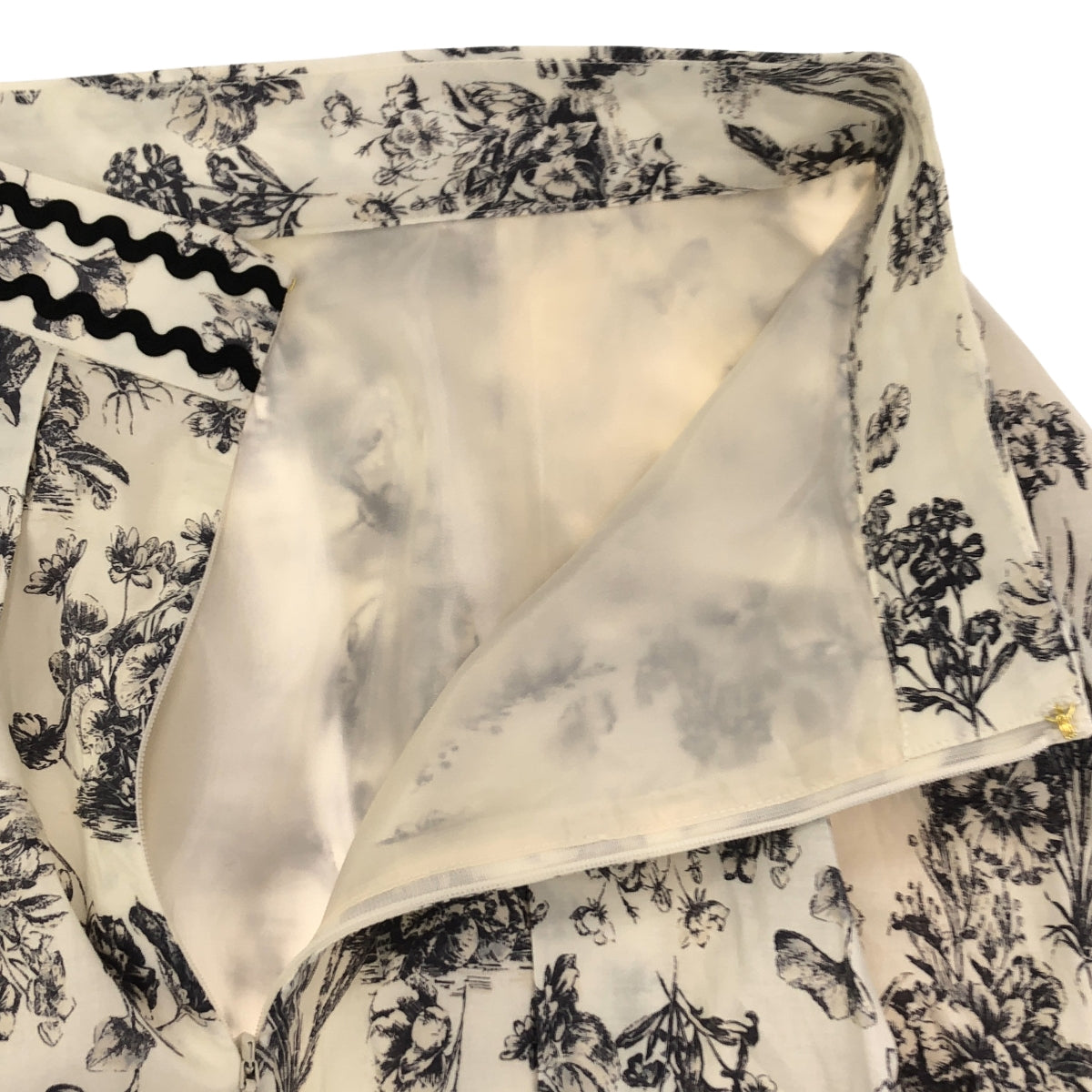 [品相良好] SEVEN TEN by MIHO KAWAHITO | 2024SS | Toile de Jouy 印花裙子 | S |黑色 |女性的