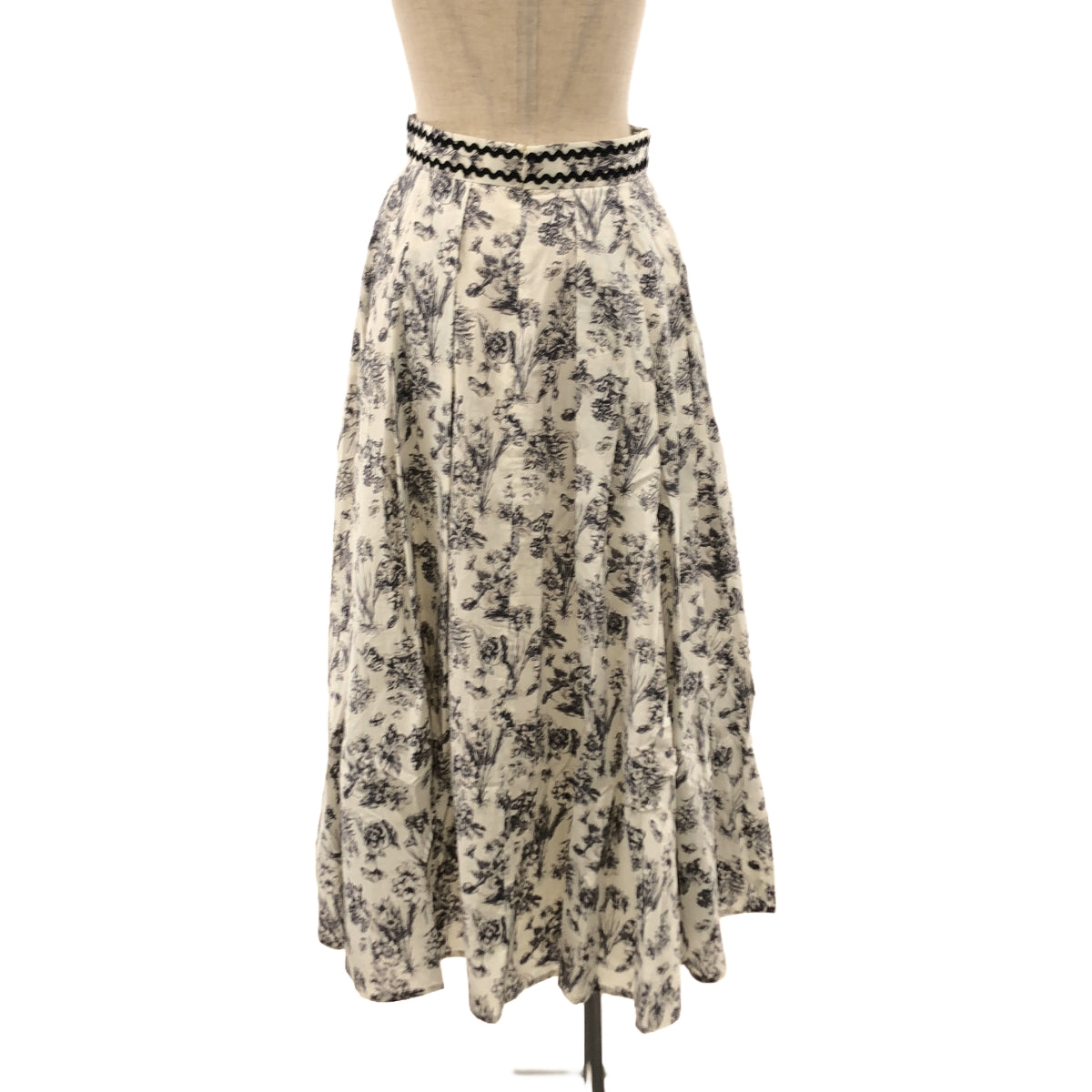 【美品】  SEVEN TEN by MIHO KAWAHITO / セブンテンバイミホカワヒト | 2024SS | トワルドジュイプリント スカート | S | ブラック | レディース