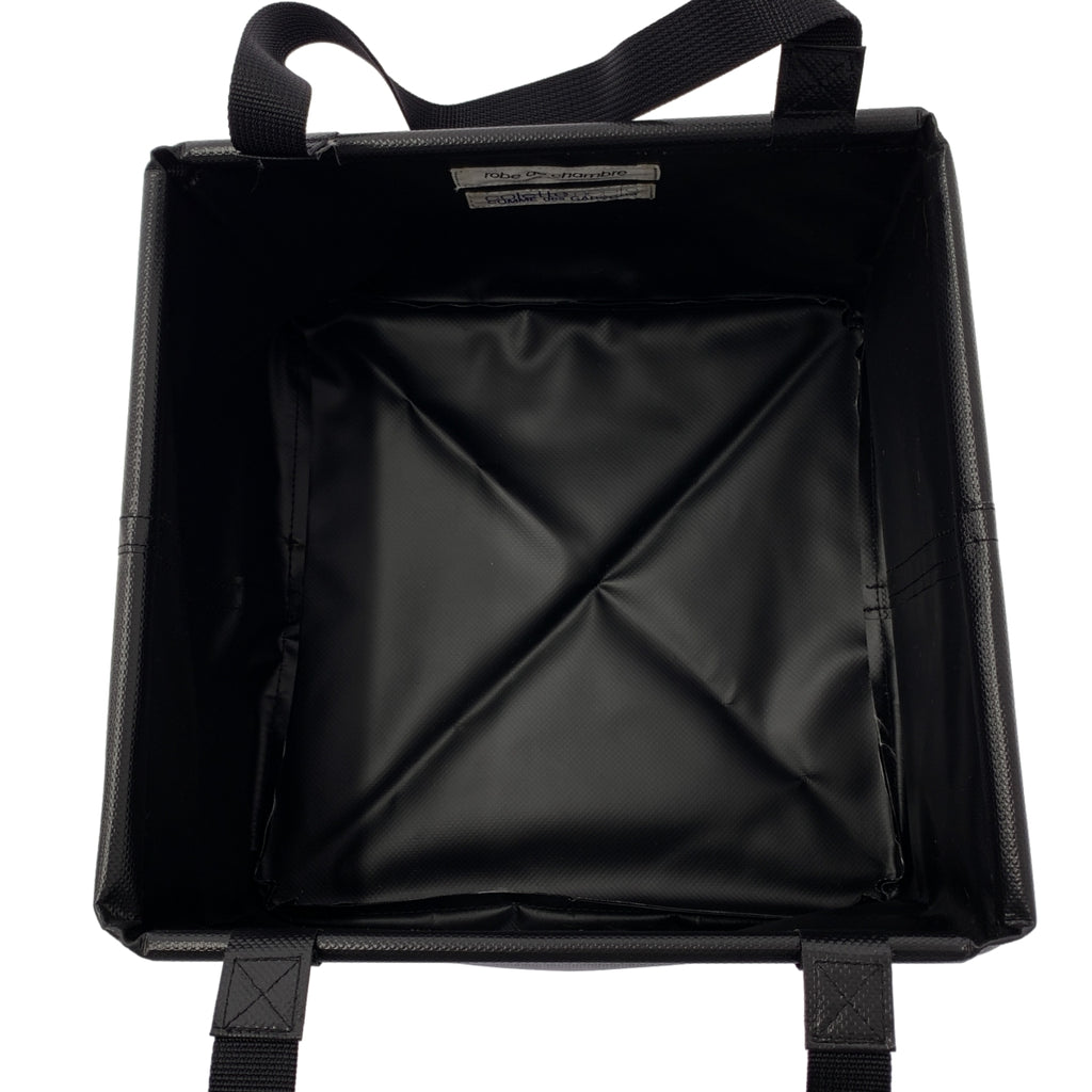 COMME des GARÇONS 長袍 / COMME des GARÇONS | 長袍 COMME des GARÇONS | 長袍 COMME des GARÇONS × colette meet / colette meet 標誌手提包 |