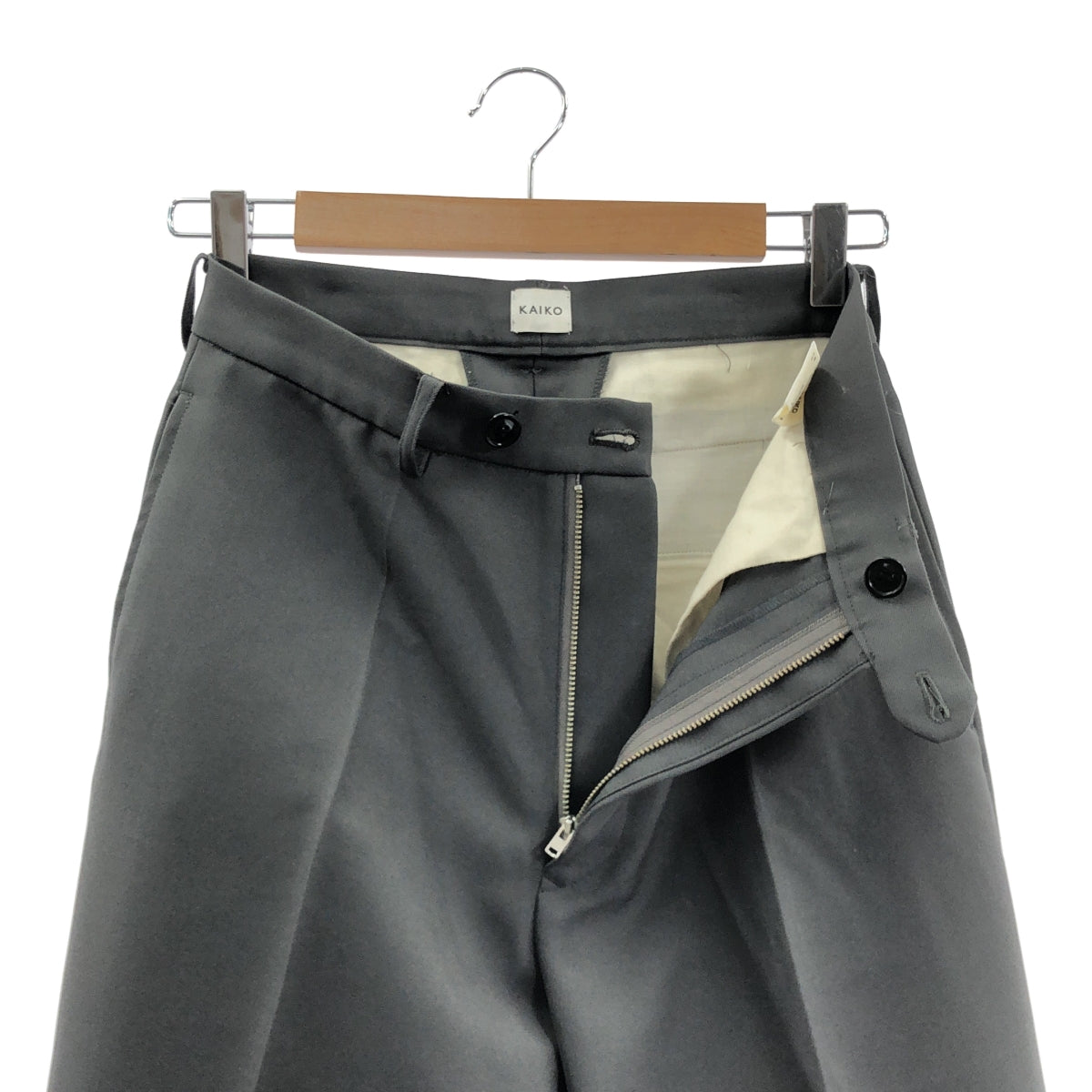 KAIKO / 카이코 | THE PREST 센터 프레스 슬랙스 | 2 | 그레이 | 남성