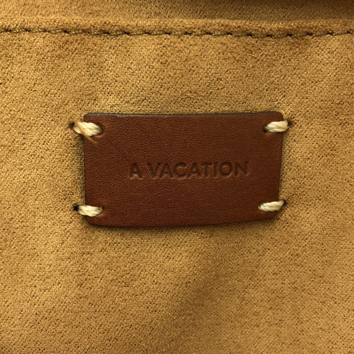 A VACATION / アヴァケーション | BAM スエード レザー ハンドバッグ |