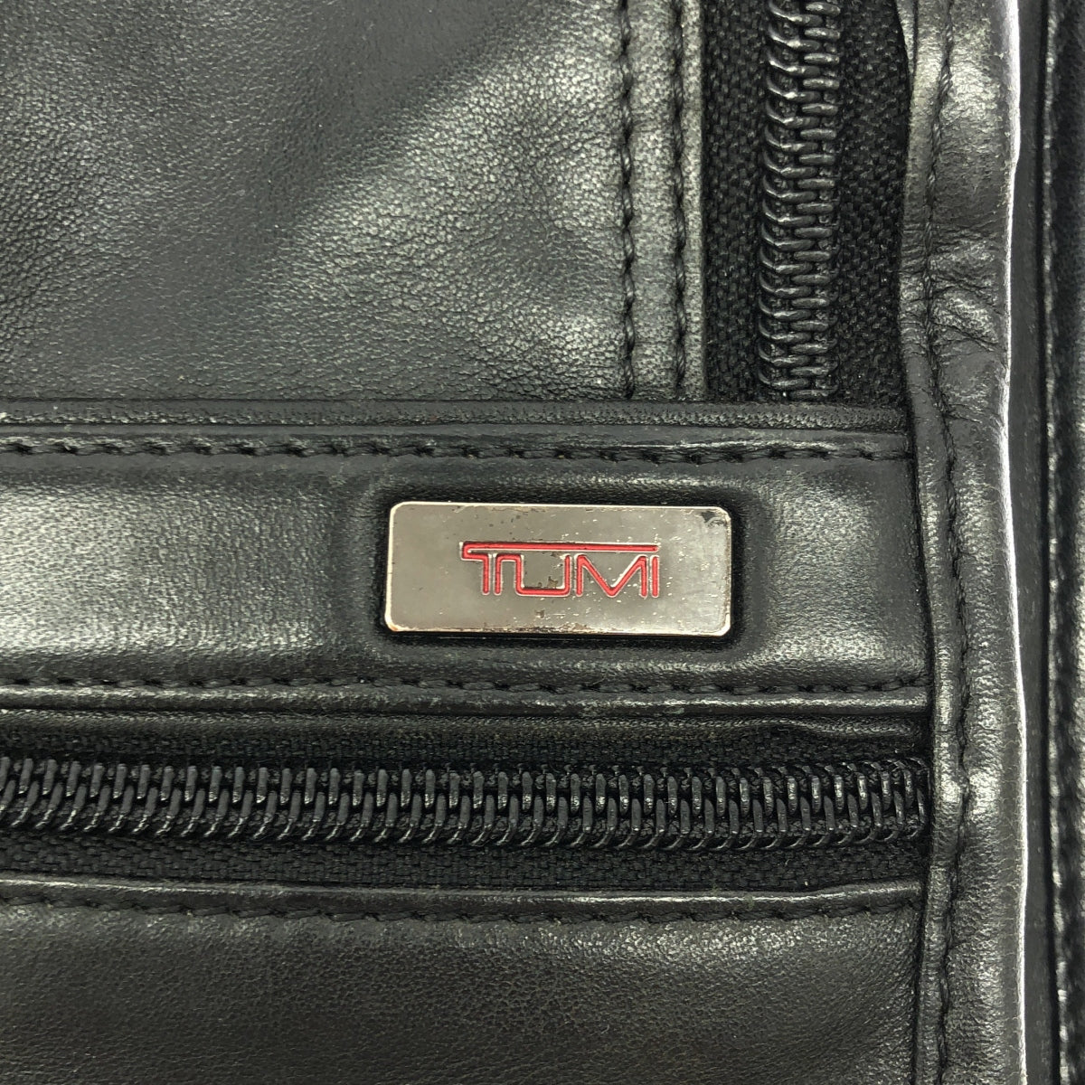 TUMI | ALPHA 皮革公事包 | 黑色 | 男款