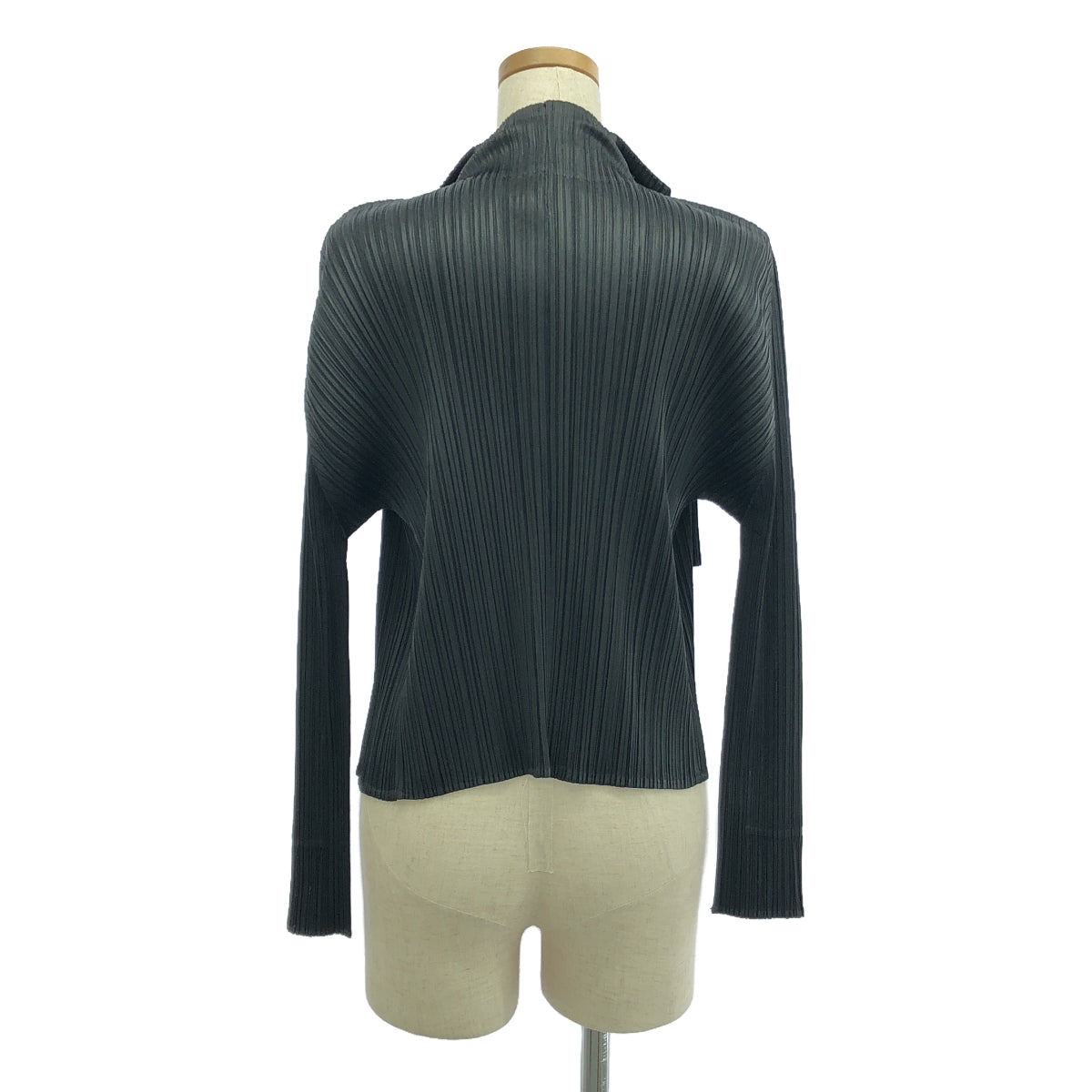 PLEATS PLEASE ISSEY MIYAKE | Pleated design cardigan | Size 3 | Black | Women's