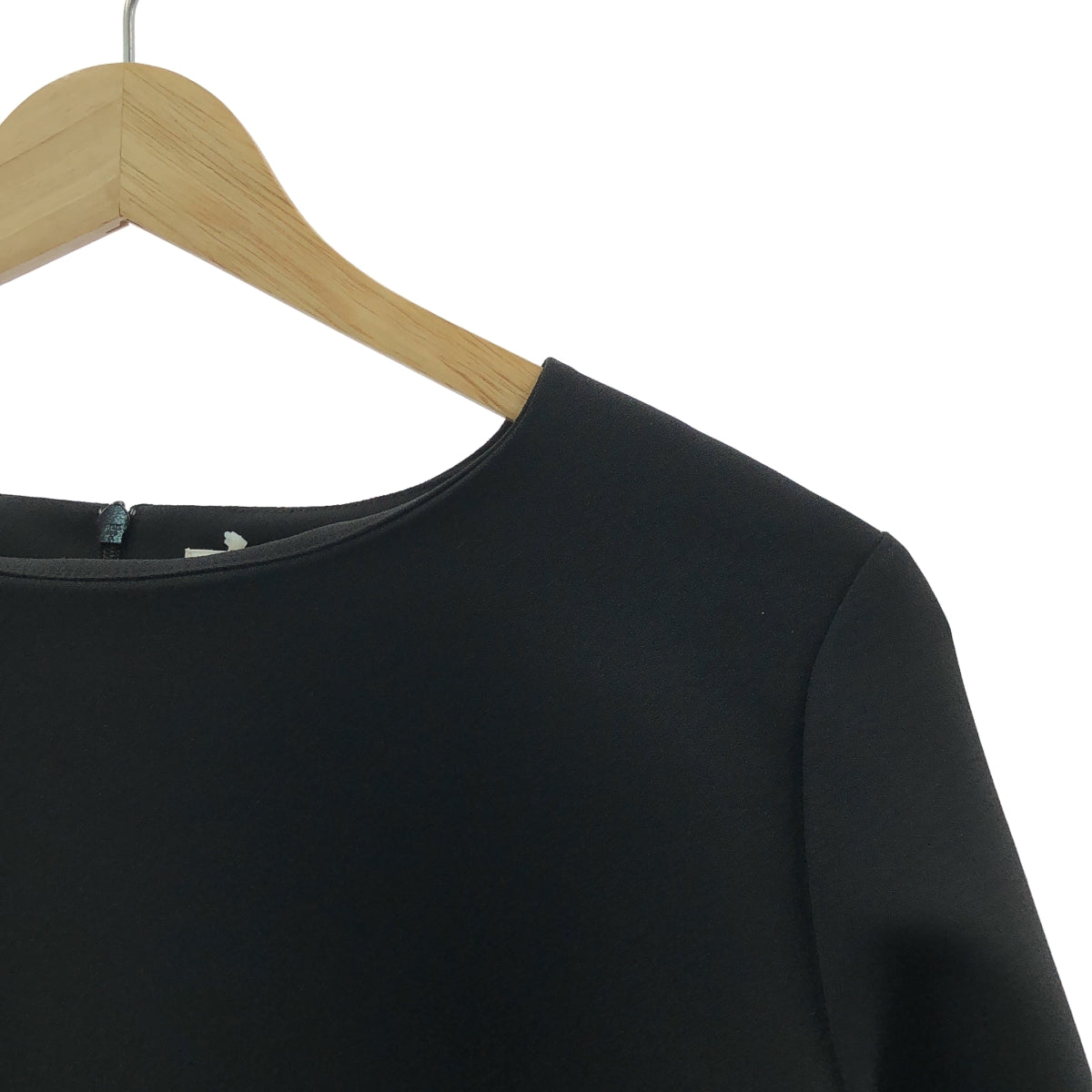 CELERI / 셀리 | 2025SS | BELL SLEEVE PULLOVER 벨 슬리브 풀오버 | F | 여성
