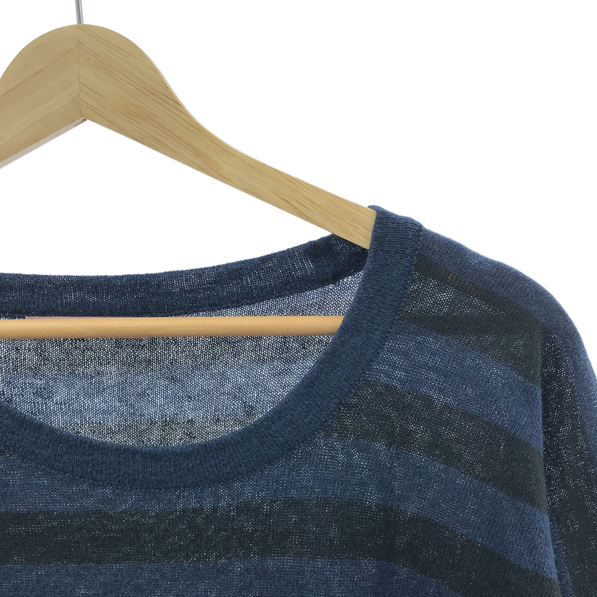 QUEENE and BELLE / 퀸앤벨 | 크라운 자수 테두리 니트 | 네이비 / 블랙 | 여성