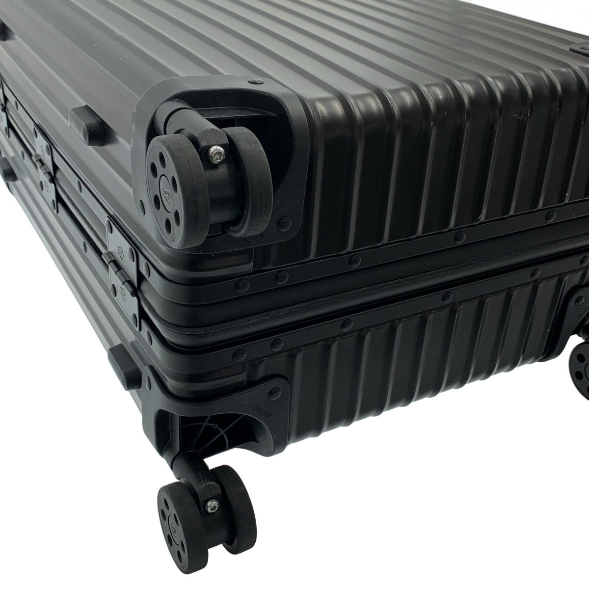 【成色極佳】RIMOWA | 經典款登機箱 36L | 經典款登機箱 | 黑色