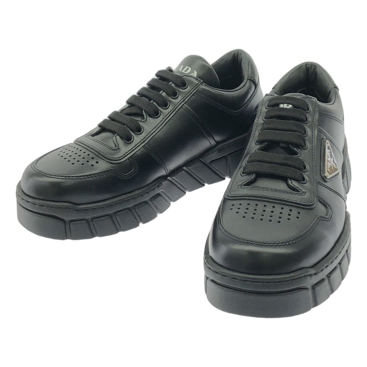[新品] PRADA / 普拉達 |三角形標誌皮革運動鞋 |運動鞋 | 6 |黑色 |女性的