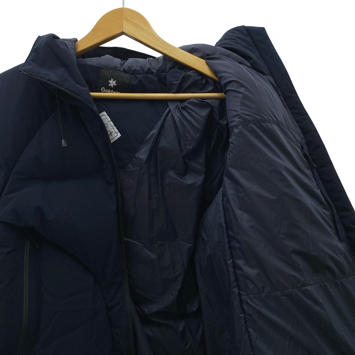 [狀況極佳] Goldwin Spur 羽絨服，Gore-Tex 光電羽絨服，男款，L 碼，海軍藍
