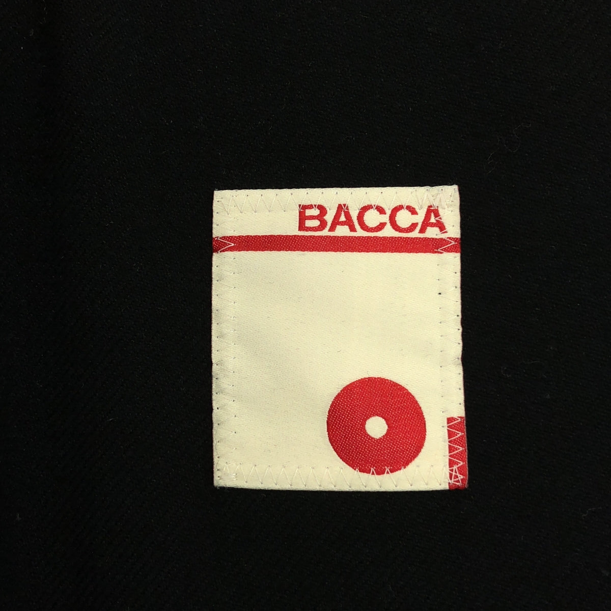 BACCA | 羊毛雙十字剪裁外套 | 36碼 | 黑色 | 女款
