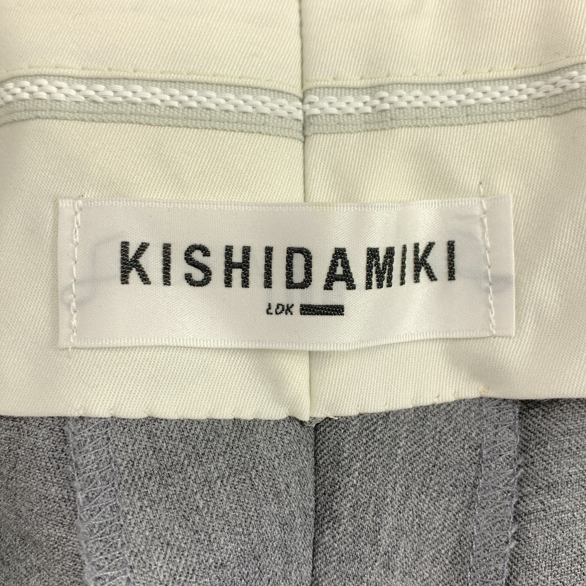 KISHIDAMIKI / 키시다미키 | Adjustment trousers short 울 어저스터 팬츠 |