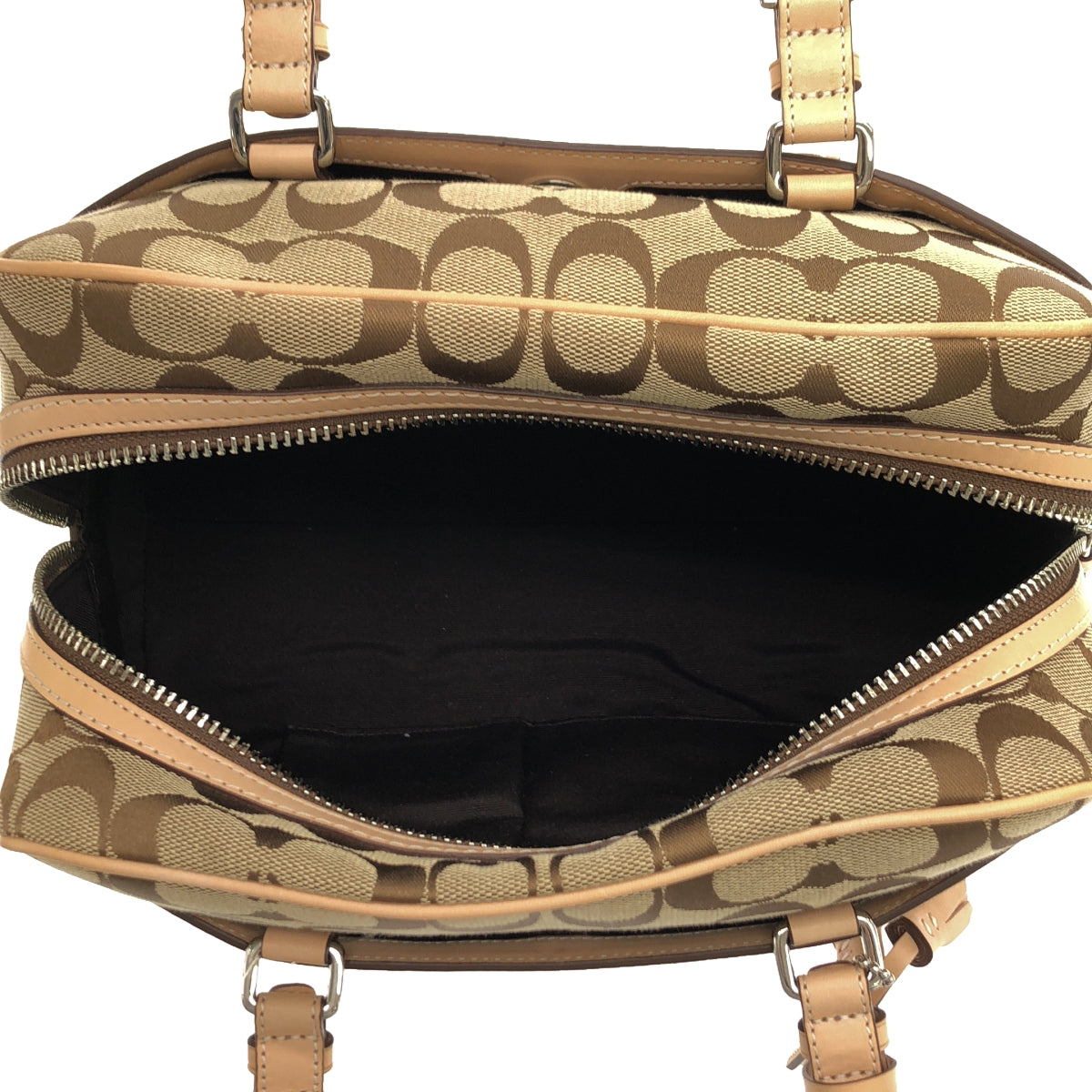 COACH | 8K05 / Leather-trimmed signature handbag |