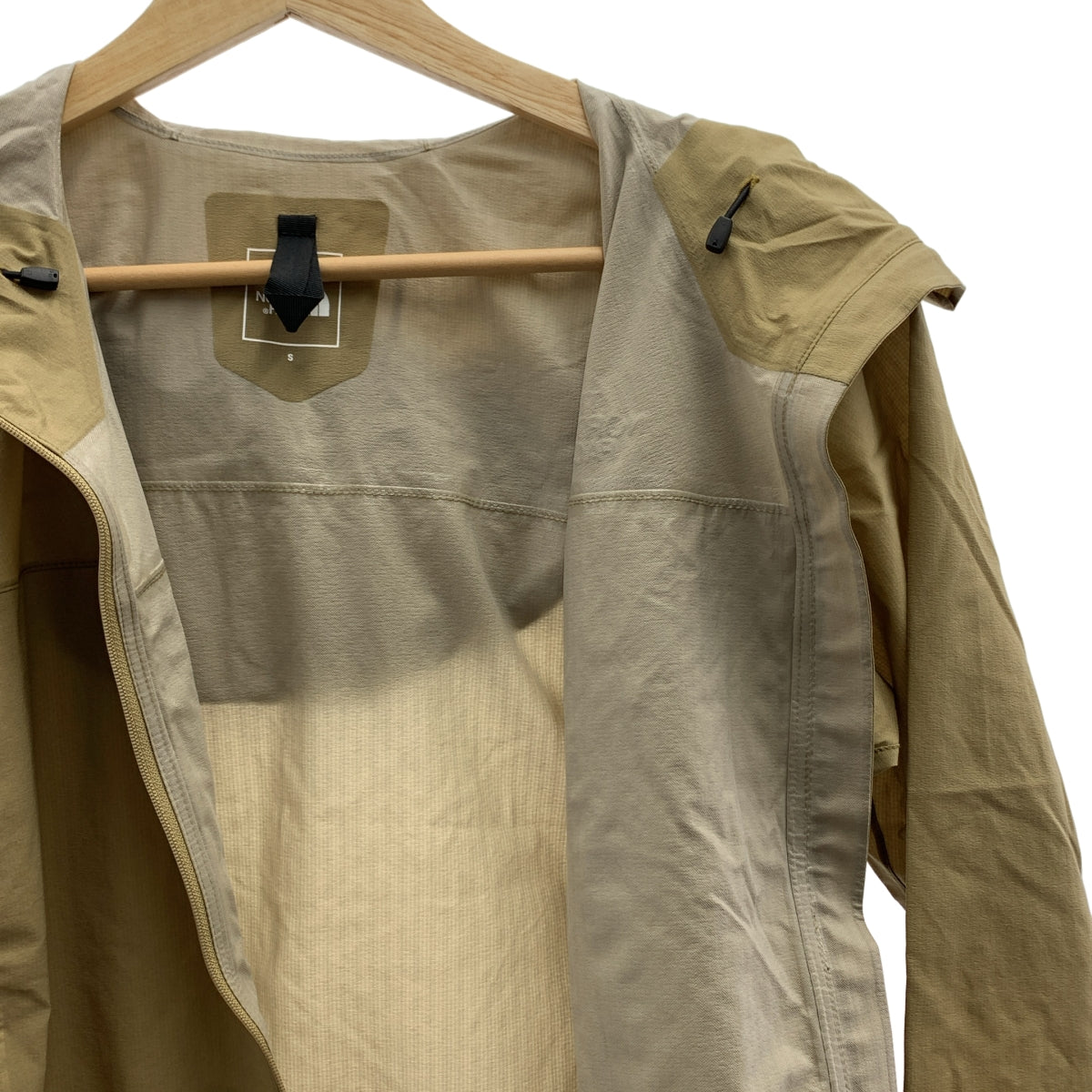 THE NORTH FACE | 尼龍 Venture 外套 | S 碼 | 卡其色 | 女款