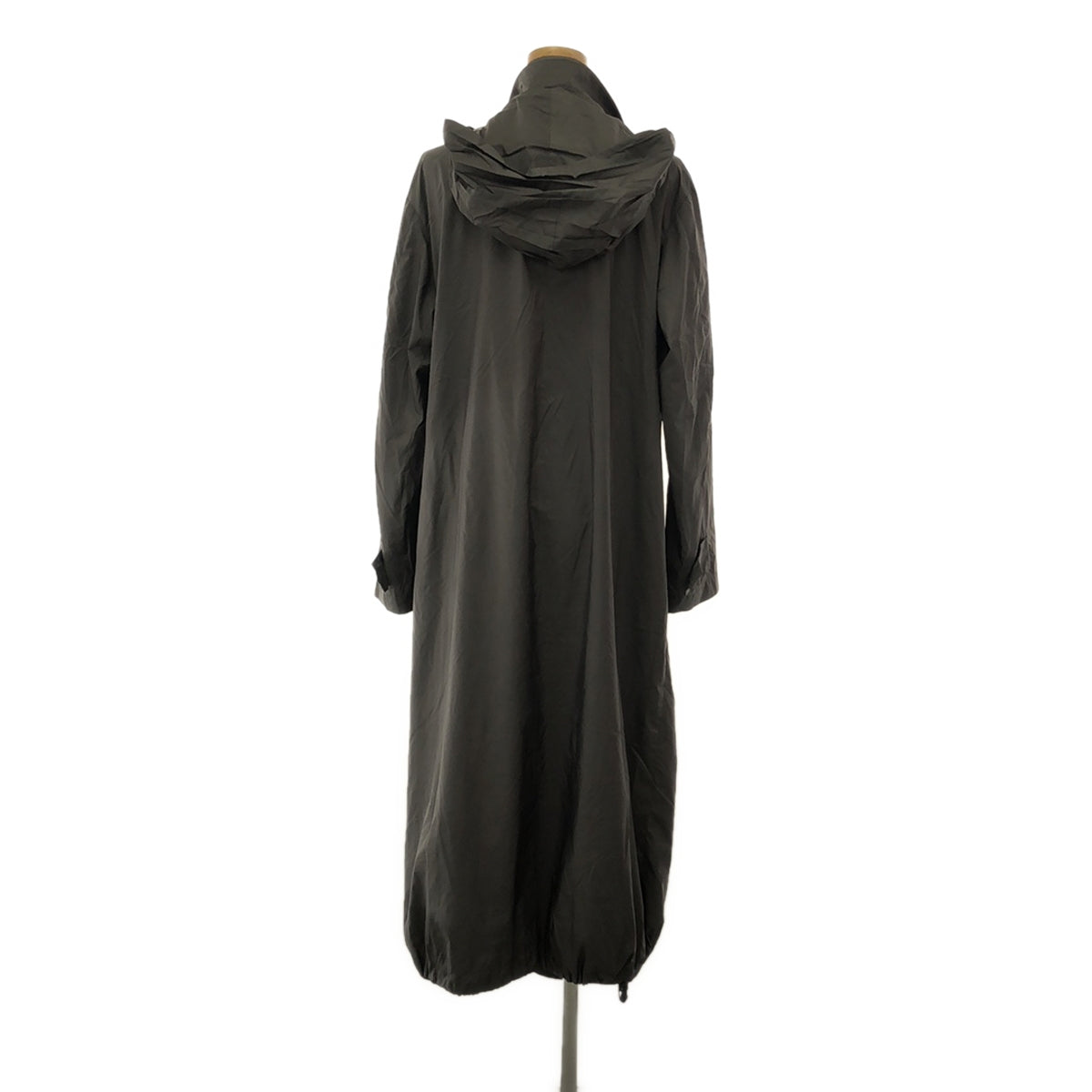 ISSEY MIYAKE | Nylon Long Coat | 2 | Grey | Women's