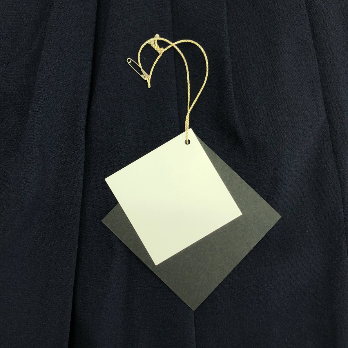 aLORS / Arrow | Valeria 束腰短褲 | 小號 | 女款