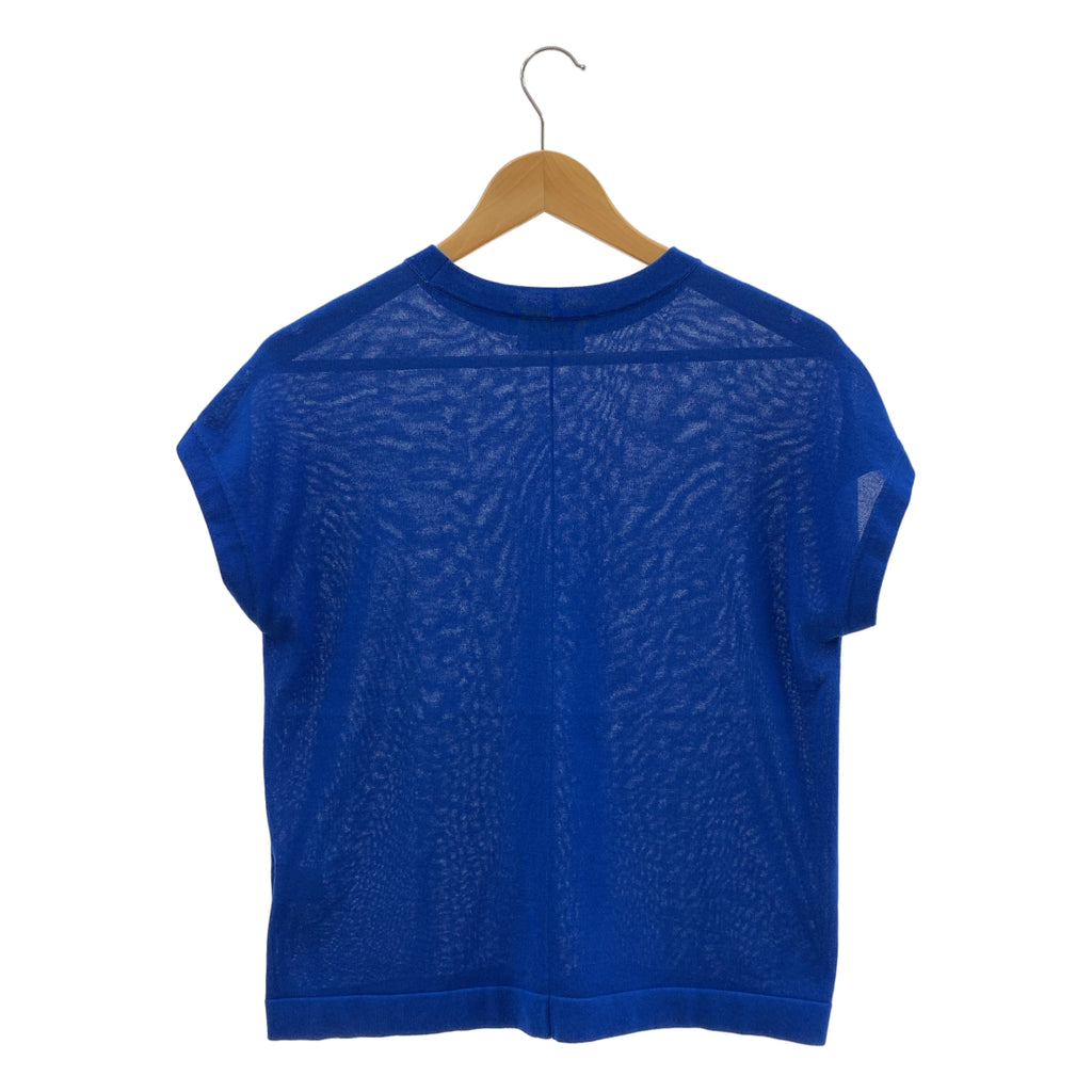 聯合箭隊 | C 領針織衫 | F |