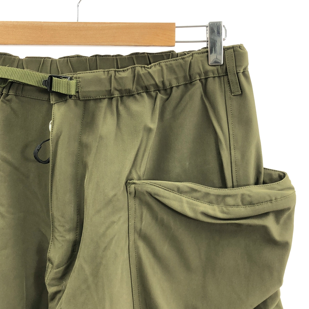 [全新] CMF 戶外服飾 | 2023SS | 運動短褲 | L尺寸 | 卡其色 | 男款