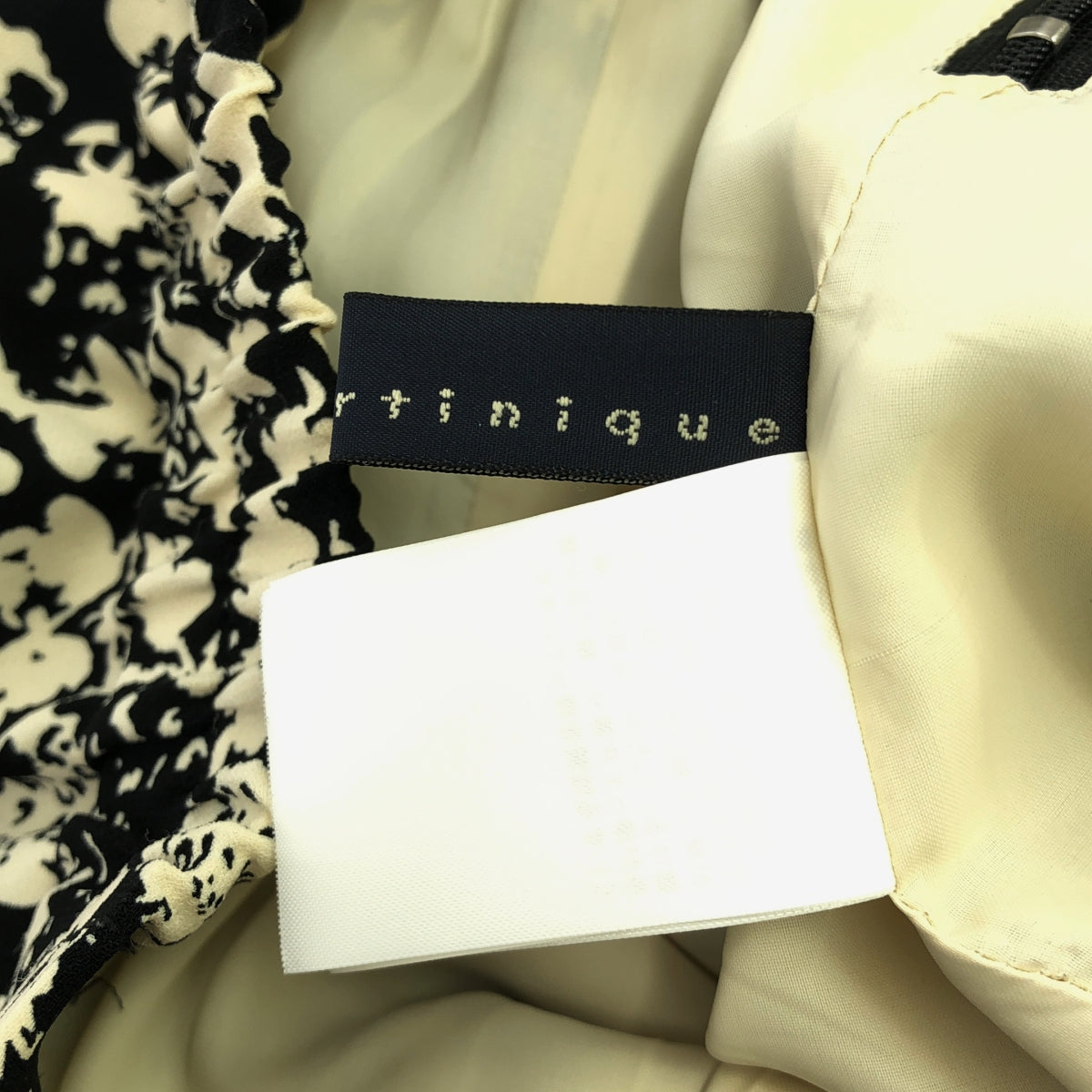 martinique / 마르티니크 | 총 무늬 프린트 롱 스커트 | 2 | 베이지/블랙 | 여성