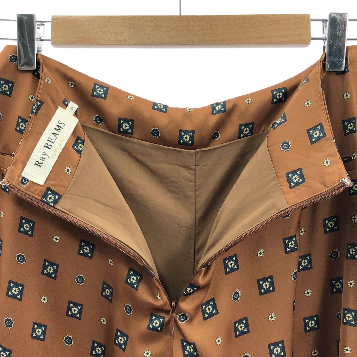 【美品】  Ray BEAMS / レイビームス | 小紋柄 サテン ワイドパンツ | 0 | ブラウン | レディース