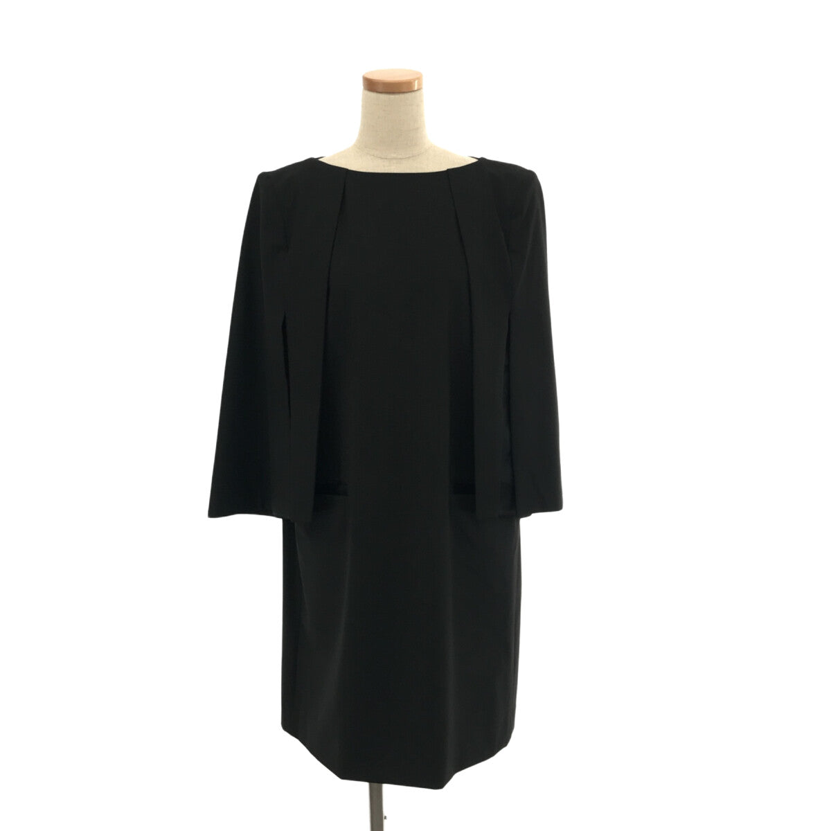 CINOH | Slit Sleeve Dress | 38 | Black | Women's