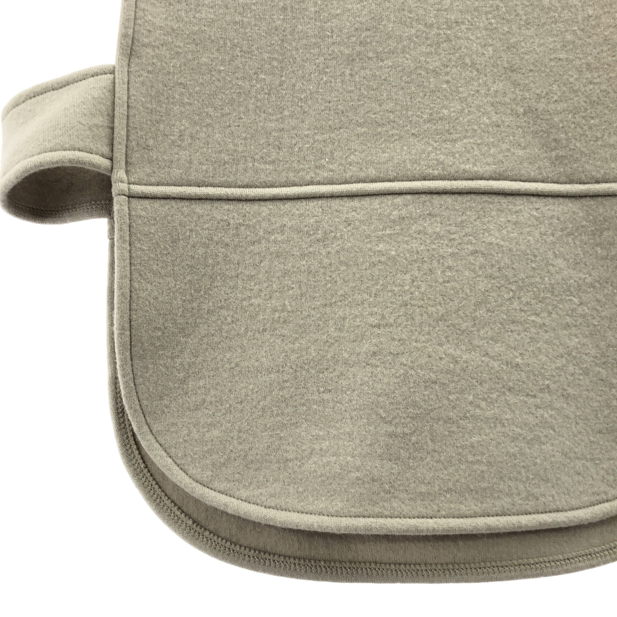 [全新] 棕褐色 | 羊毛高領背心 | F尺碼 | 米色 | 女款