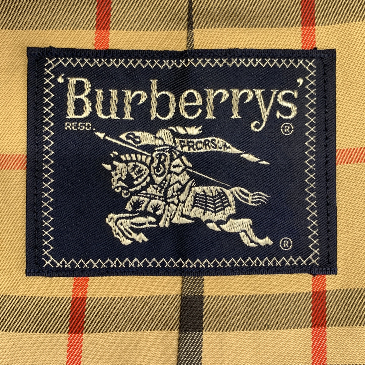 Burberrys / 버버리즈 | 1980s | 빈티지 타마무시 벨티드 트렌치 코트 / 노바 체크 총 안감 |