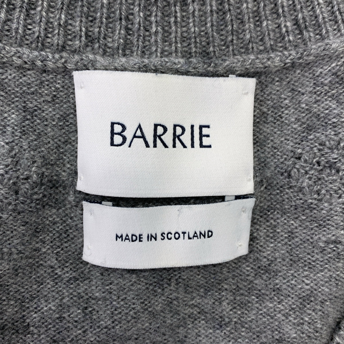 BARRIE | 羊絨V領毛衣 | XS | 女款