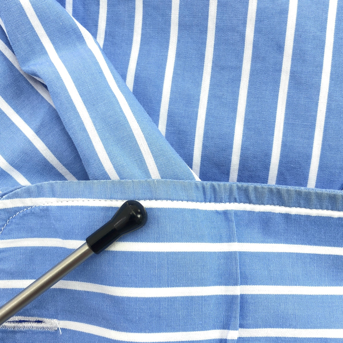 HOMME girls / オム ガールズ | カットオフ ストライプ クロップドシャツ | S | レディース