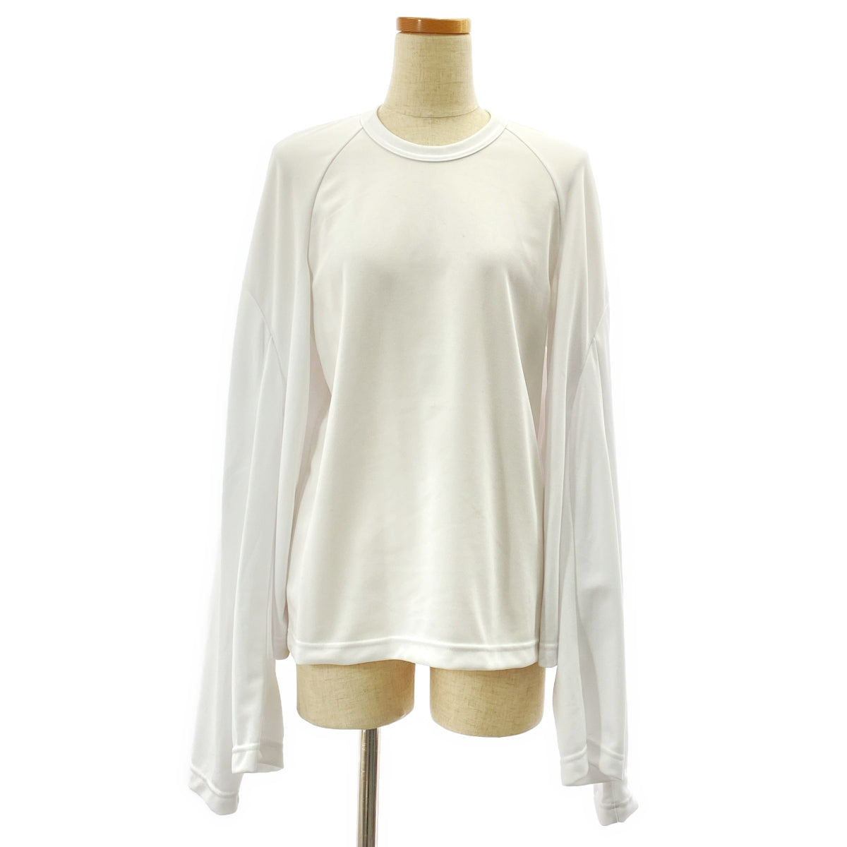 [狀況極佳] COMME des GARÇONS | 2025 春夏 | 聚酯不對稱袖上衣 | S尺寸 | 白色 | 女款