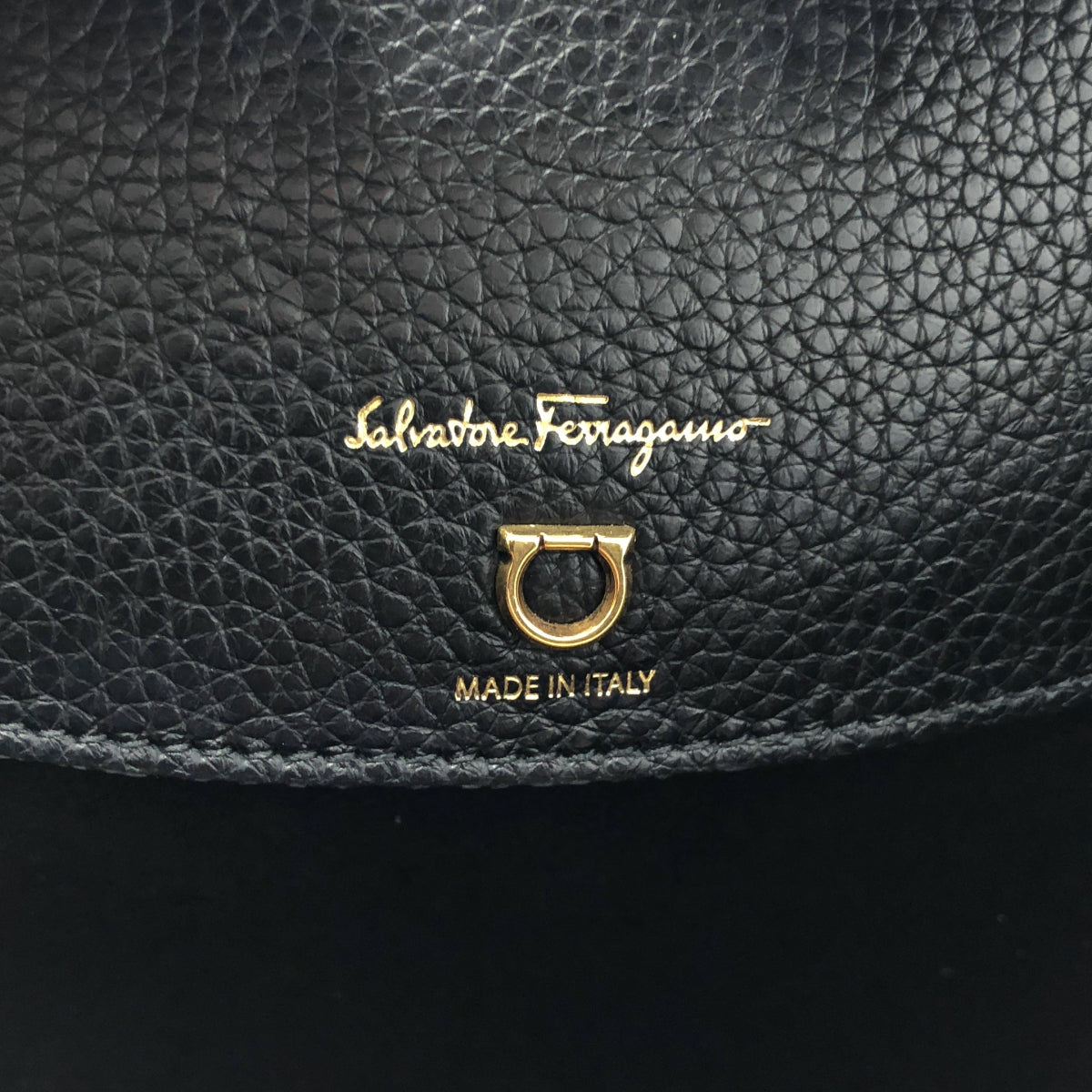 Salvatore Ferragamo | 皮革標誌 Gancini 手提包配小袋 |