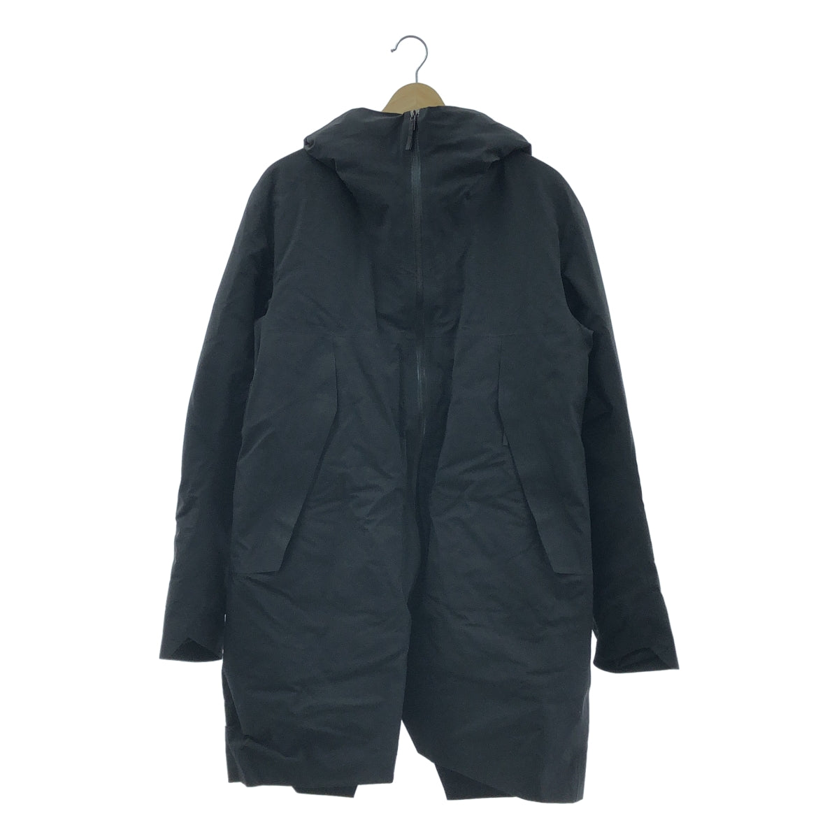 ARC'TERYX VEILANCE | Monitor 羽絨外套 | M 碼 | 男款