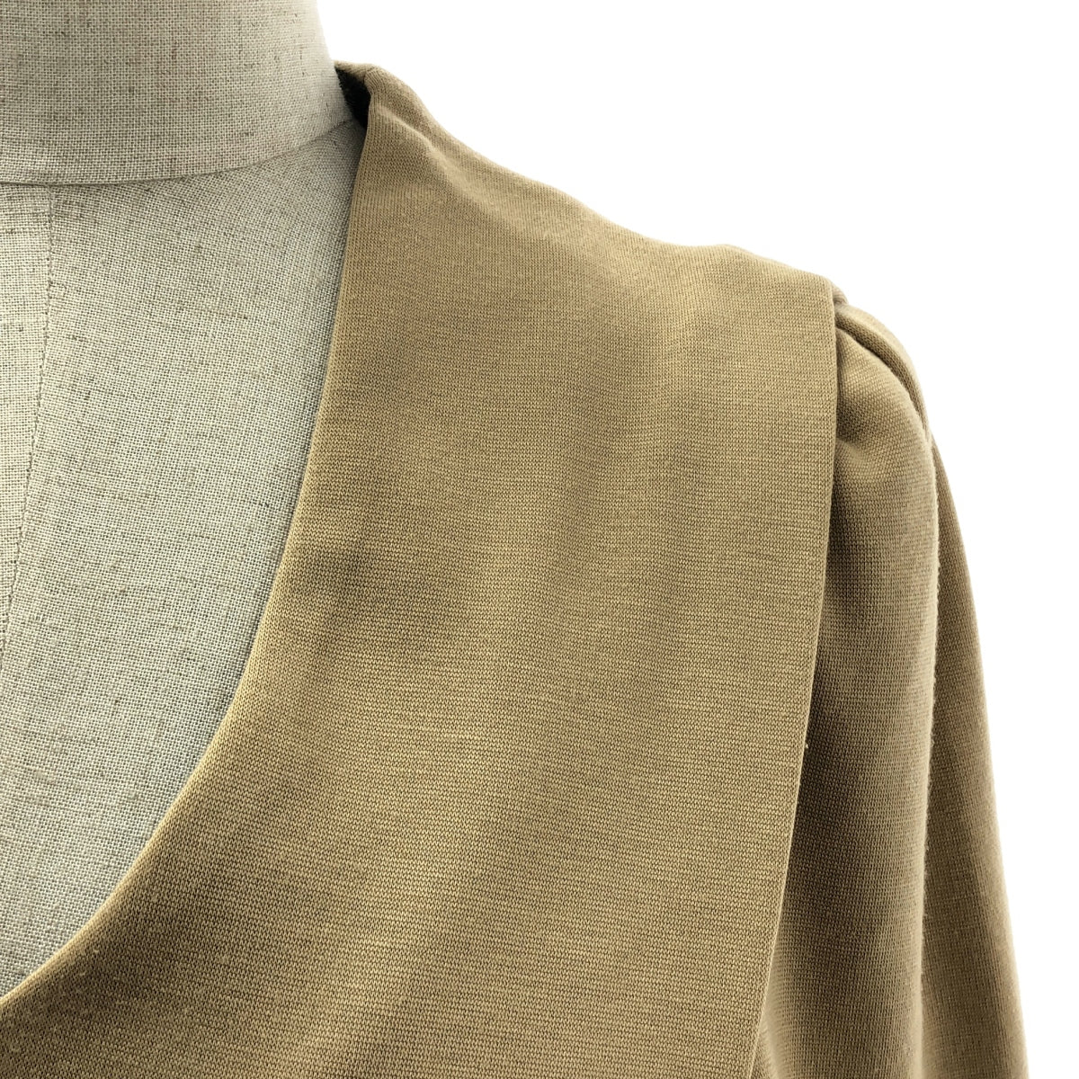 Mame Kurogouchi / マメクロゴウチ | Iライン ジャージー ワンピース | 1 | ベージュ/ブラック | レディース