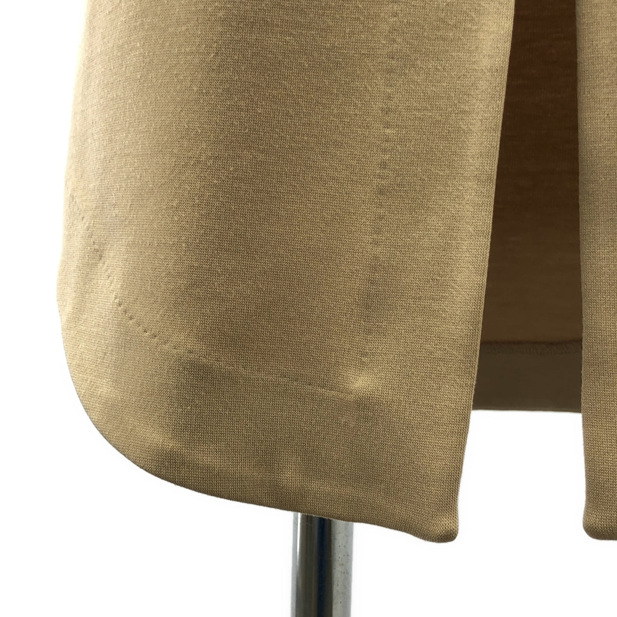 Mame Kurogouchi / マメクロゴウチ | Iライン ジャージー ワンピース | 1 | ベージュ/ブラック | レディース