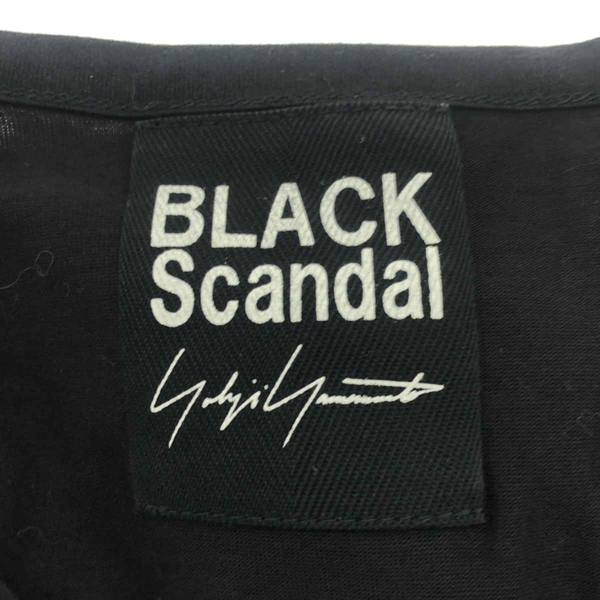 【미품】 BLACK Scandal YOHJI YAMAMOTO / 블랙 스캔들 요우지야마모토 | 아사쿠라 유카 / 리요셀 프린트 헨리 넥 오버 롱 컷 톱 | 3 | 블랙 | 남성